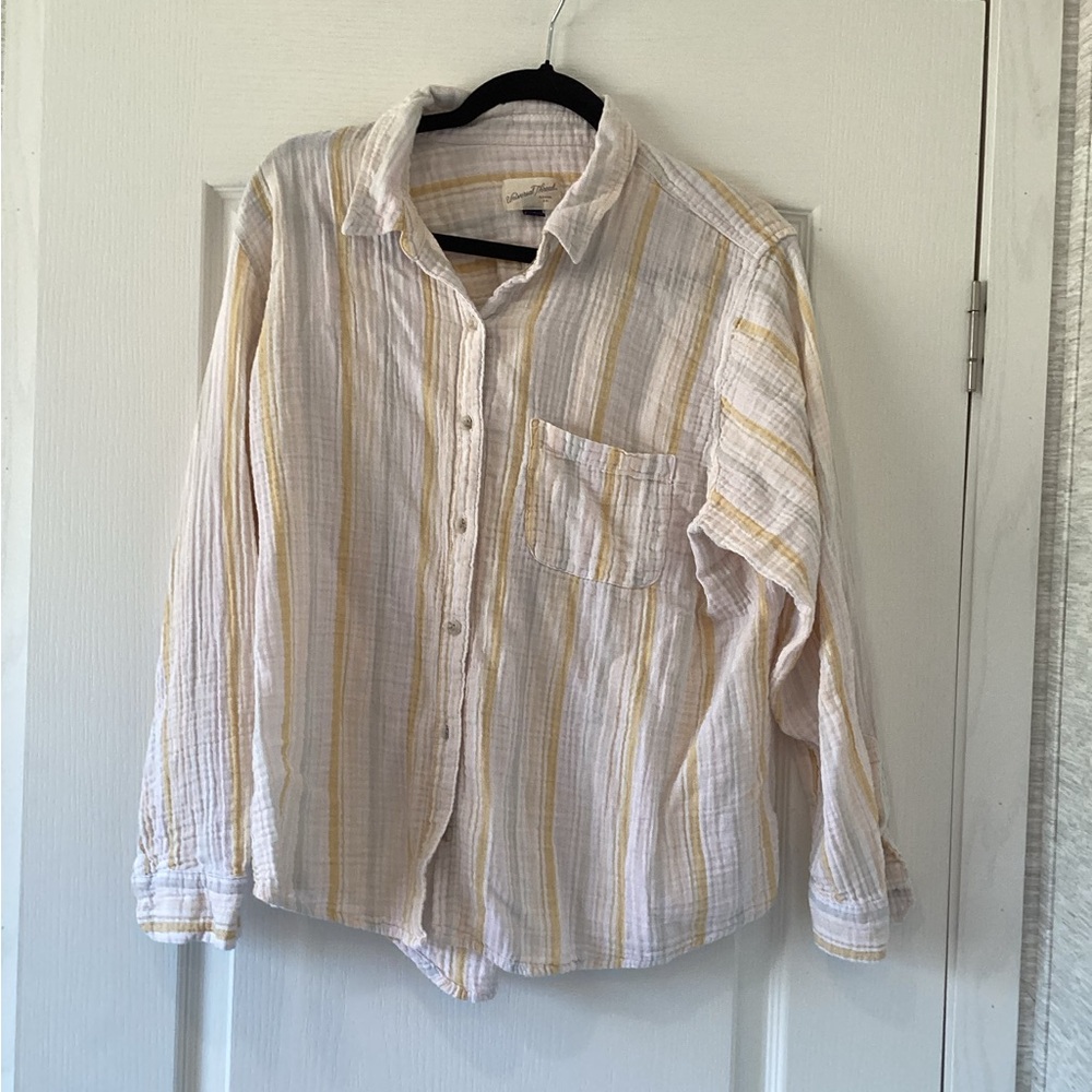 Universal Thread womens Striped Shirt size 2XL EUC